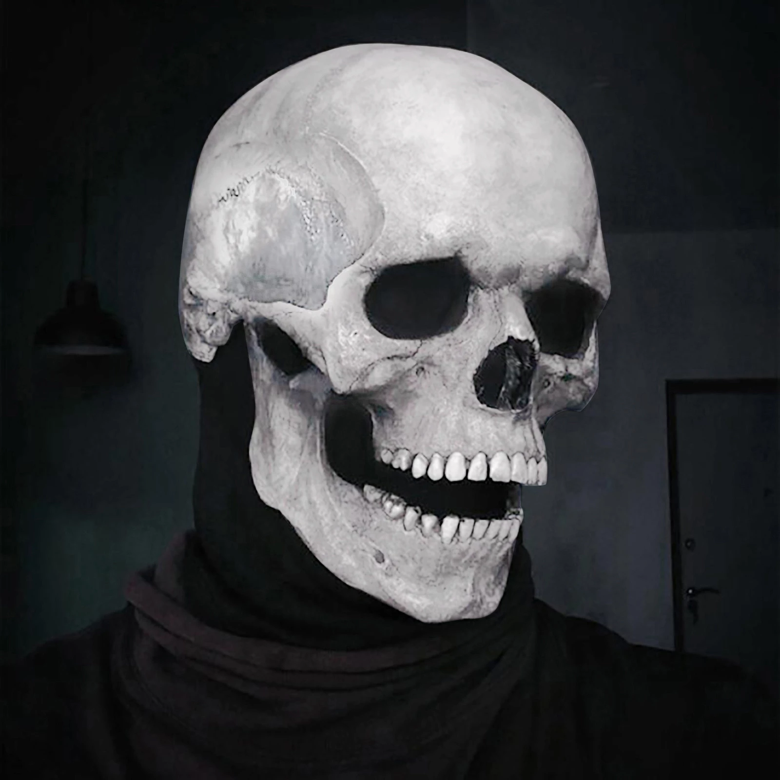 SIX Skull™ - Ultra Realistic Mask