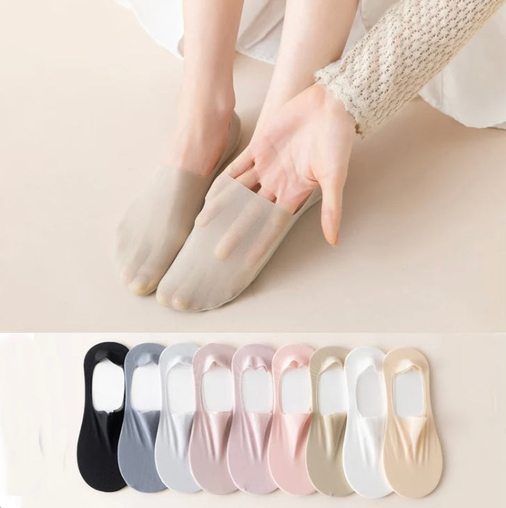 Silk Serene™ Transparent Non-Slip Socks (Buy 3 Get 2 Free!)